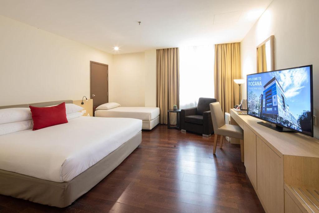 Rocana Hotel Kuantan Esterno foto