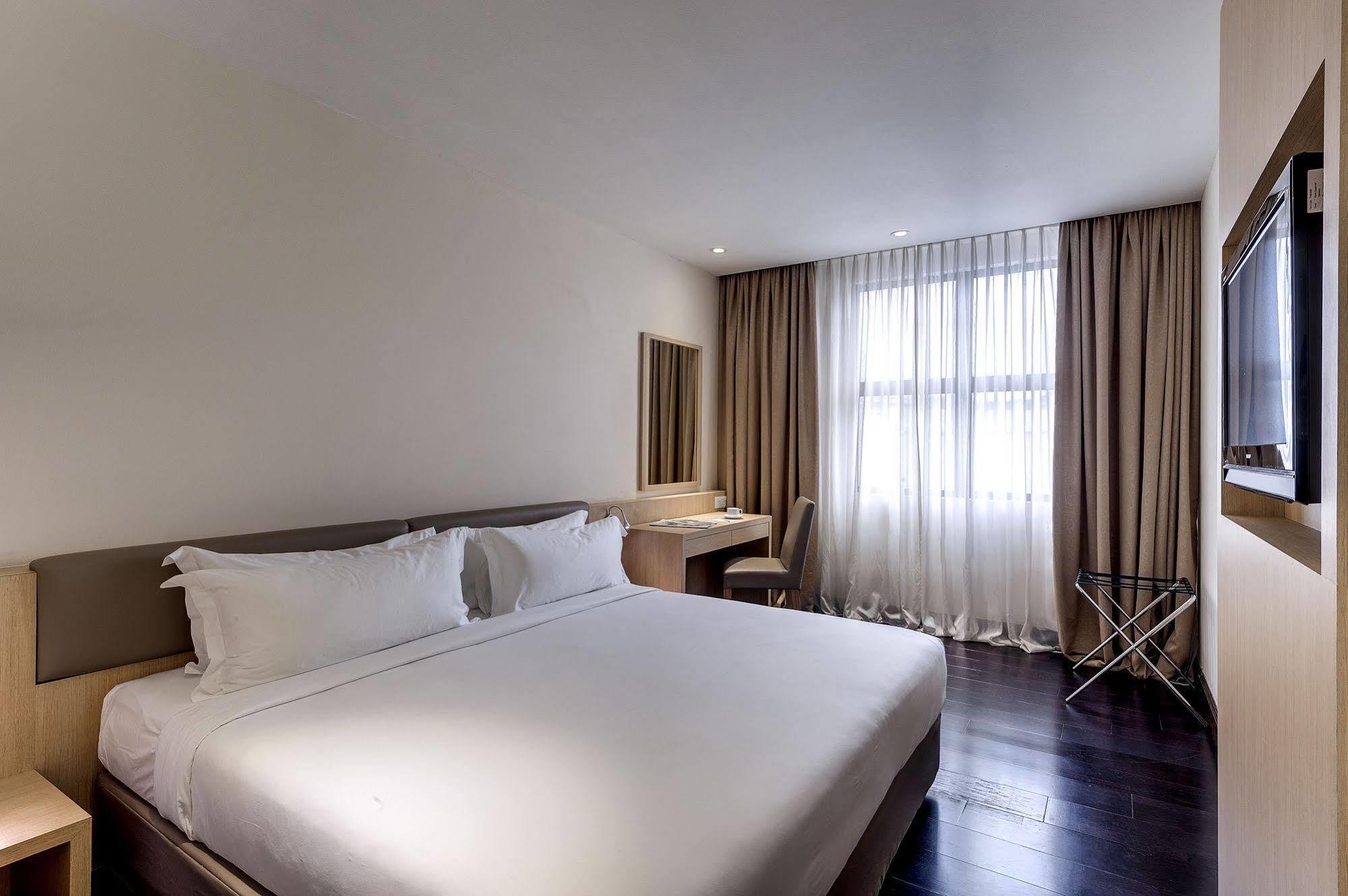Rocana Hotel Kuantan Esterno foto